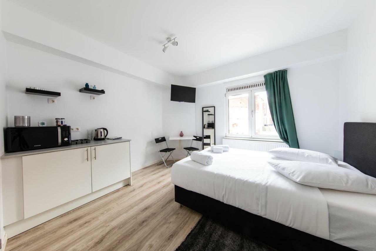 Flat In The Heart Of Antwerp Centrum Antuérpia Exterior foto