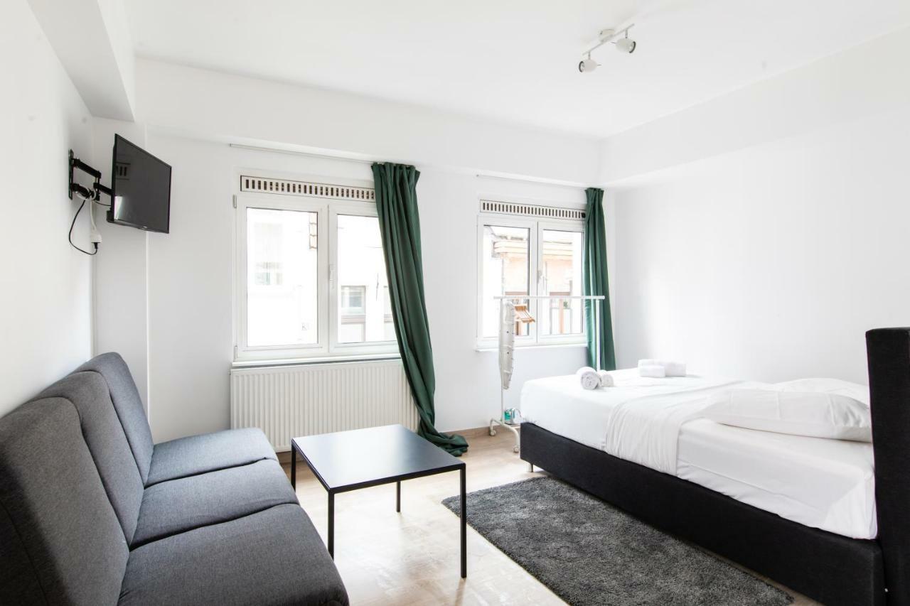 Flat In The Heart Of Antwerp Centrum Antuérpia Exterior foto