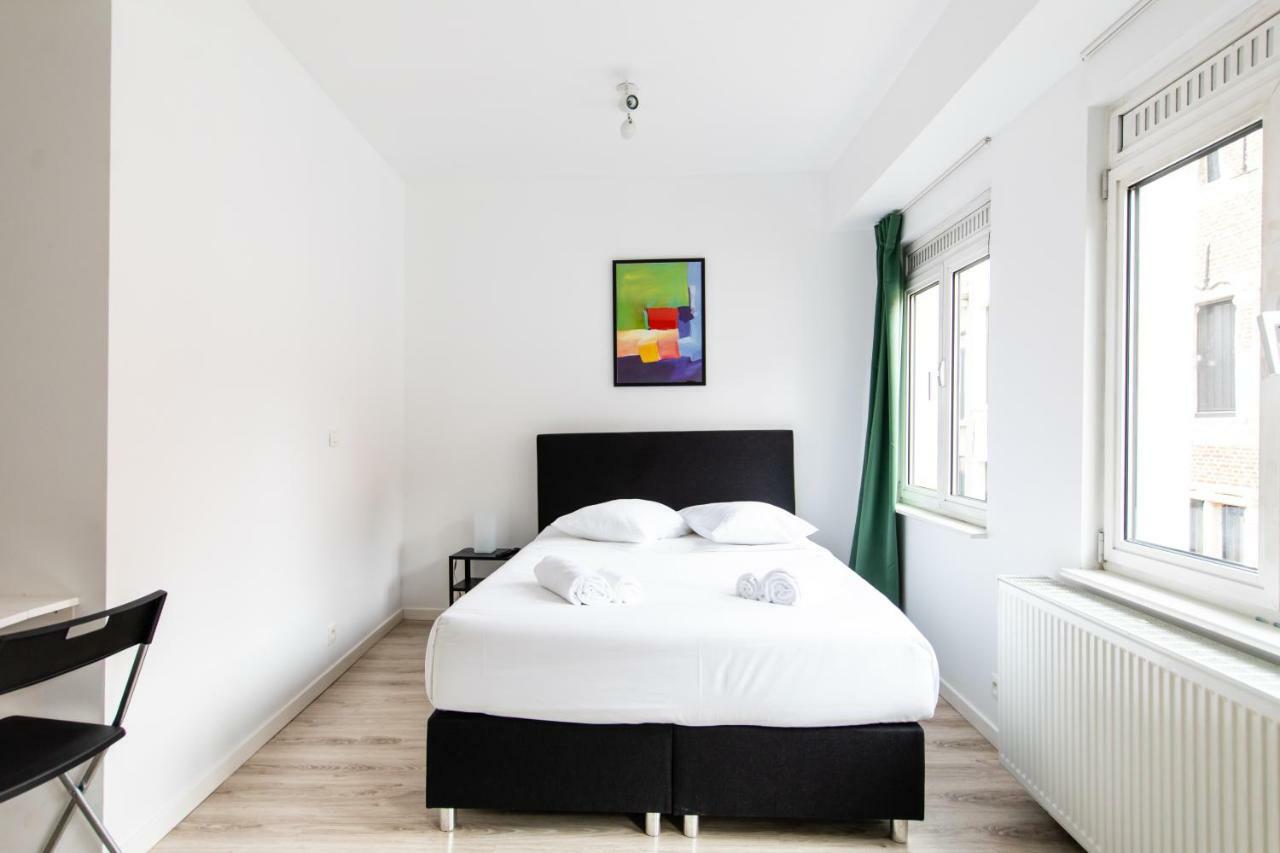 Flat In The Heart Of Antwerp Centrum Antuérpia Exterior foto