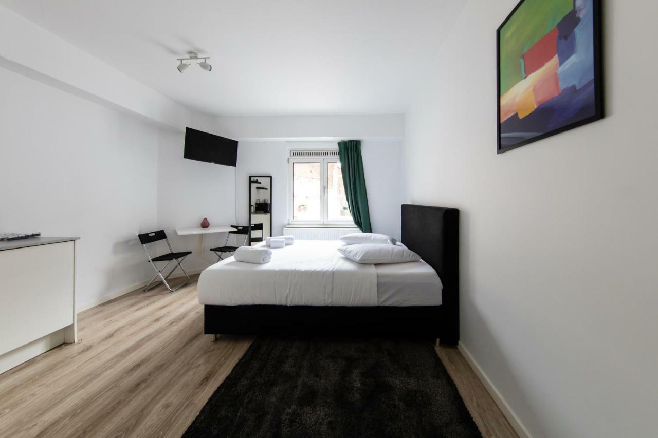 Flat In The Heart Of Antwerp Centrum Antuérpia Exterior foto